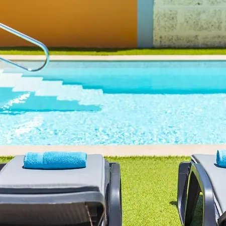 Luxury With Sea View, Heated Pool Vila *