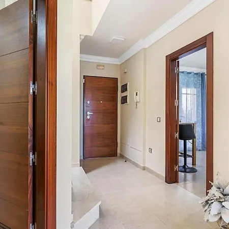 Luxury With Sea View, Heated Pool *