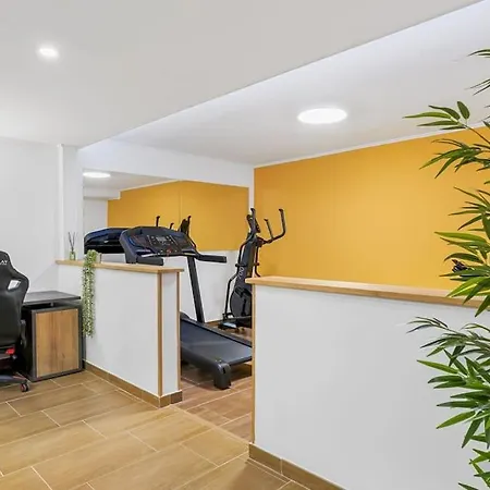 Luxury With Sea View, Heated Pool Villa *