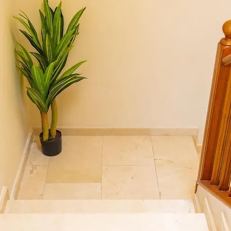 Βίλα Luxury With Sea View, Heated Pool *