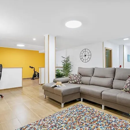 Βίλα Luxury With Sea View, Heated Pool *
