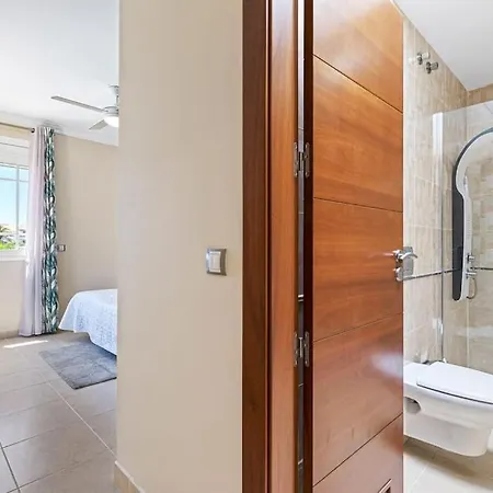 Luxury With Sea View, Heated Pool *