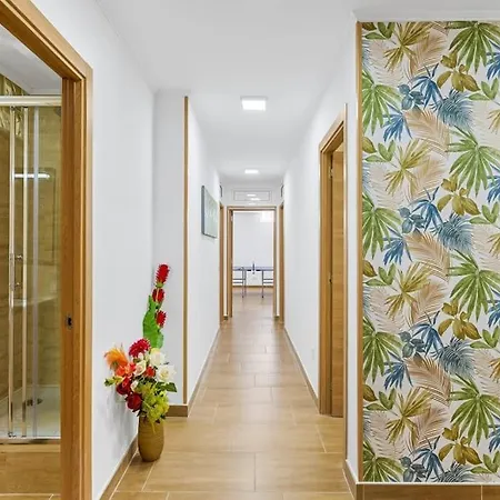 Luxury With Sea View, Heated Pool Βίλα *