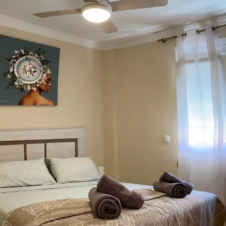 Βίλα Luxury With Sea View, Heated Pool