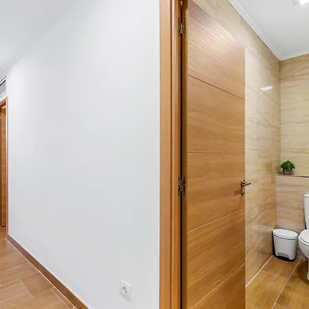 Luxury With Sea View, Heated Pool Βίλα *