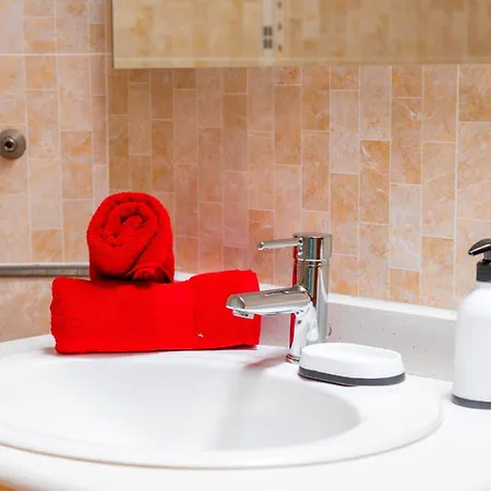 Luxury With Sea View, Heated Pool *