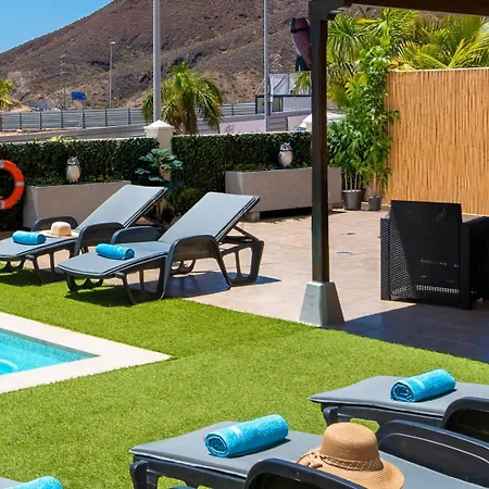 Luxury With Sea View, Heated Pool *