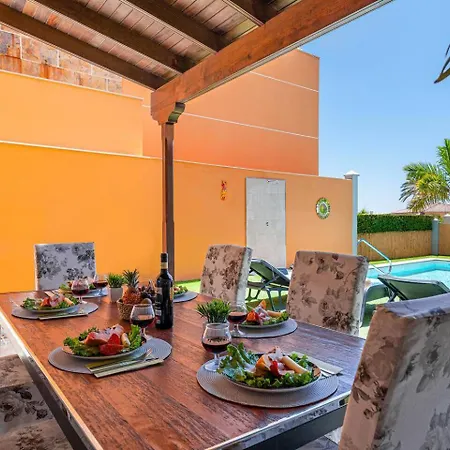 Luxury With Sea View, Heated Pool *