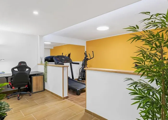 Luxury With Sea View, Heated Pool Вилла *