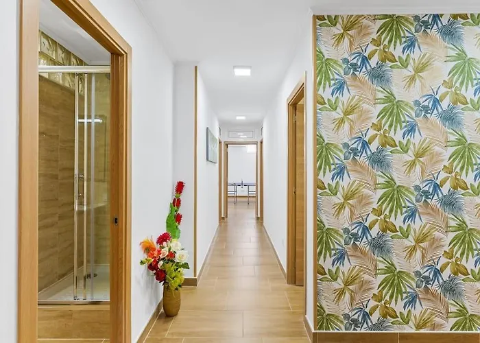 Luxury With Sea View, Heated Pool Вилла *