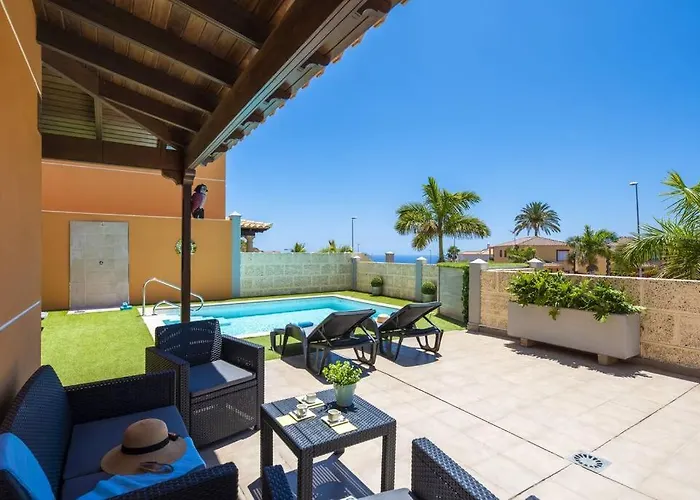 Luxury With Sea View, Heated Pool * Арона