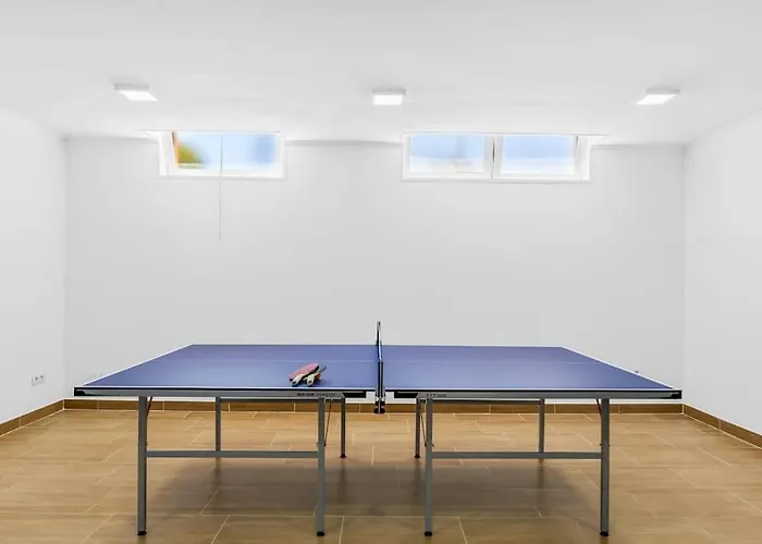 Luxury With Sea View, Heated Pool Villa *