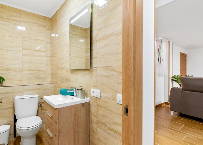 Вилла Luxury With Sea View, Heated Pool