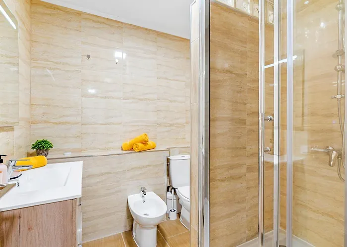 Вилла Luxury With Sea View, Heated Pool Арона